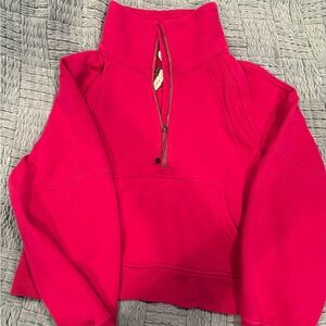 Lululemon Athletica magenta Scuba Crop half zip
